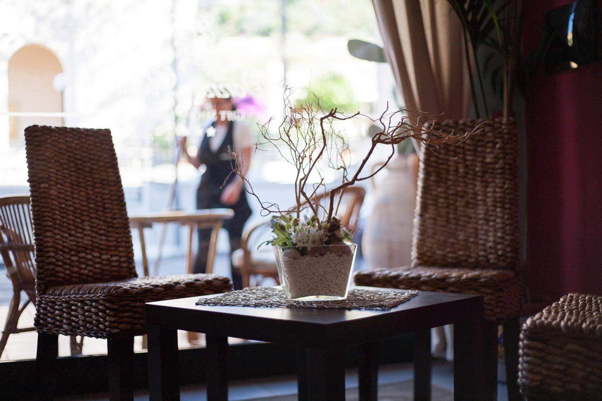 Hotel Donna Rosa SantʼAlessio Siculo 외부 사진